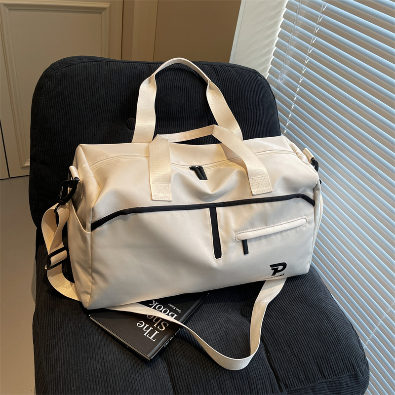 Large Capacity Lightweight Women's Tote Bag - 2025 Fashion Travel Bag for Short Trips, Gym, and Sports Large Capacity Lightweight Women's Tote Bag - 2025 Fashion Travel Bag for Short Trips, Gym, and Sports