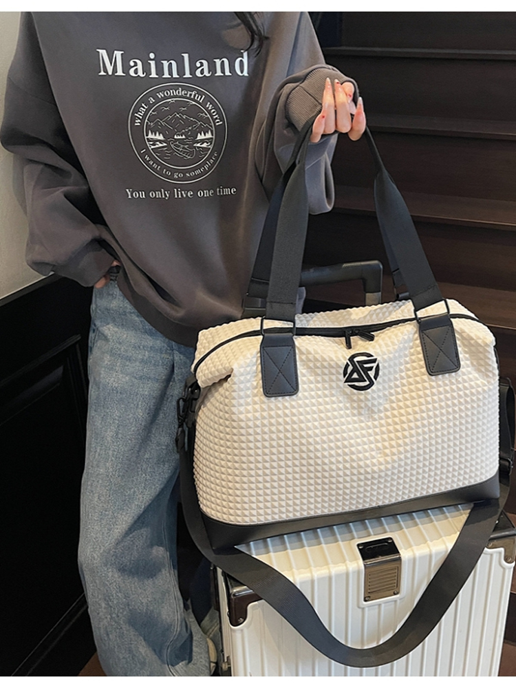 Large Capacity Lightweight Women's Travel Bag - Versatile Commuter Tote, Gym Bag, and Maternity Luggage for Business Trips Large Capacity Lightweight Women's Travel Bag - Versatile Commuter Tote, Gym Bag, and Maternity Luggage for Business Trips