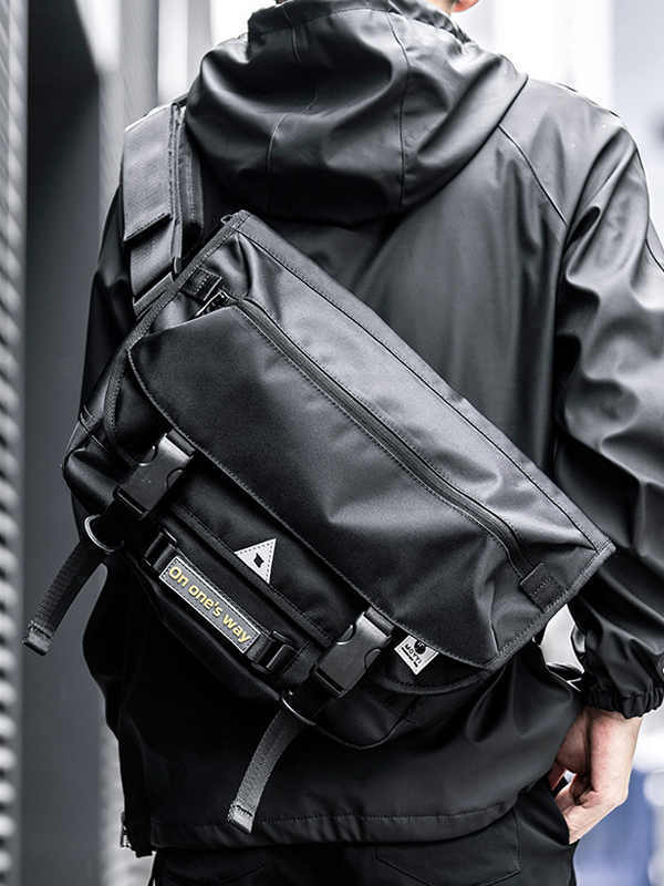 Large-Capacity Multifunctional Crossbody Bag - Trendy Chest Bag for Men, Ideal for Work, Motorcycle, and Everyday Use Large-Capacity Multifunctional Crossbody Bag - Trendy Chest Bag for Men, Ideal for Work, Motorcycle, and Everyday Use