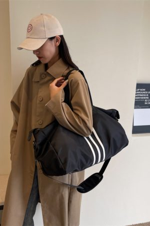 Large Capacity Oxford Cloth Business Travel Bag - High-End Sports Yoga Fitness Tote for Short Trips - Lightweight and Stylish