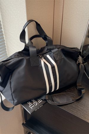 Large Capacity Oxford Cloth Business Travel Bag - High-End Sports Yoga Fitness Tote for Short Trips - Lightweight and Stylish