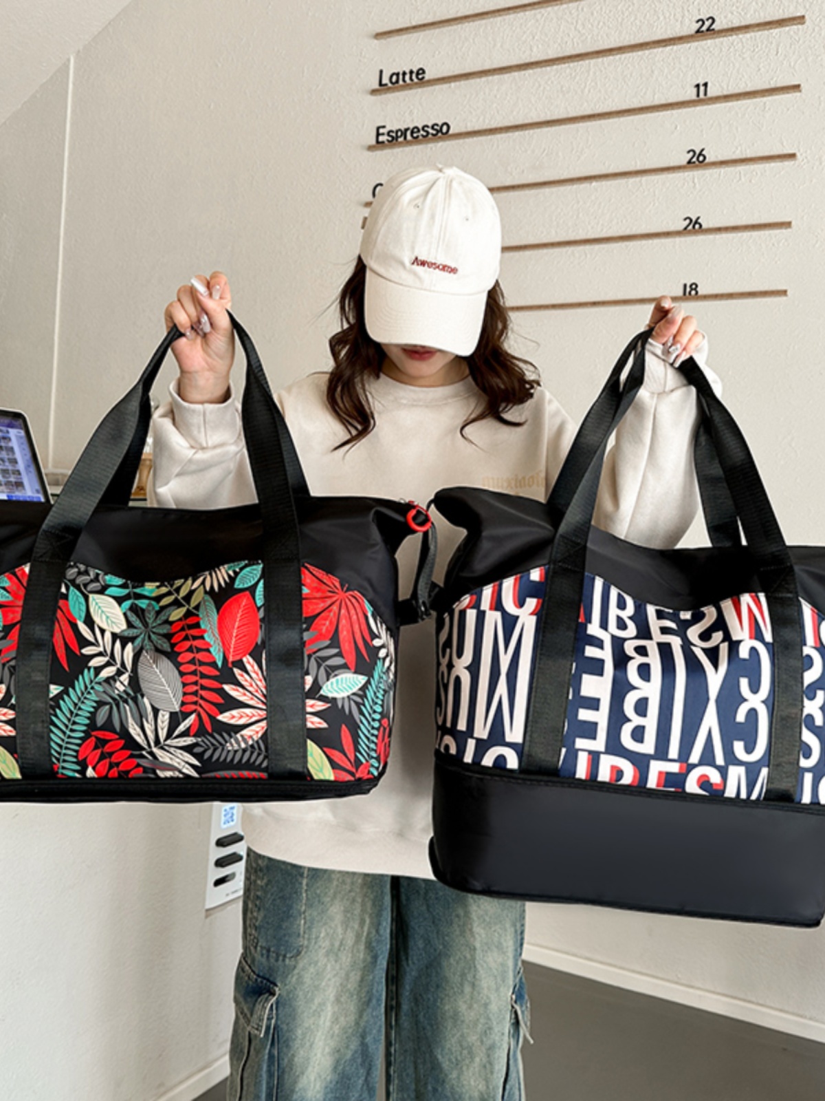 Large Capacity Portable Travel Bag for Women & Men, Versatile Luggage for Short Trips, Business Travel, Sports & Fitness. Large Capacity Portable Travel Bag for Women & Men, Versatile Luggage for Short Trips, Business Travel, Sports & Fitness.