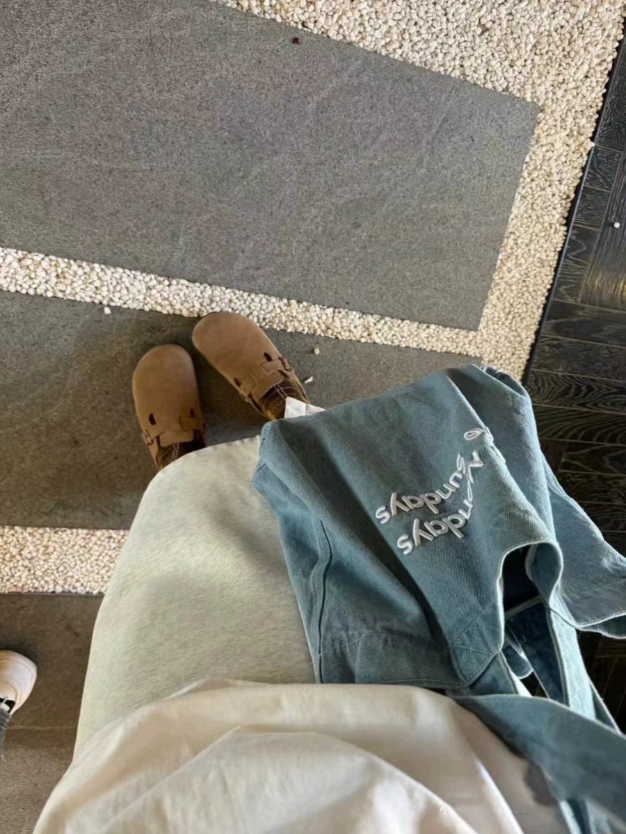 Large Capacity Retro Denim Canvas Tote Bag for Commuters and College Students - Embroidered Shoulder Handbag Large Capacity Retro Denim Canvas Tote Bag for Commuters and College Students - Embroidered Shoulder Handbag