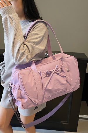 Large Capacity Sports Fitness Travel Bag with Dry Wet Separation - Ideal for Short-Distance Travel & Maternity Storage