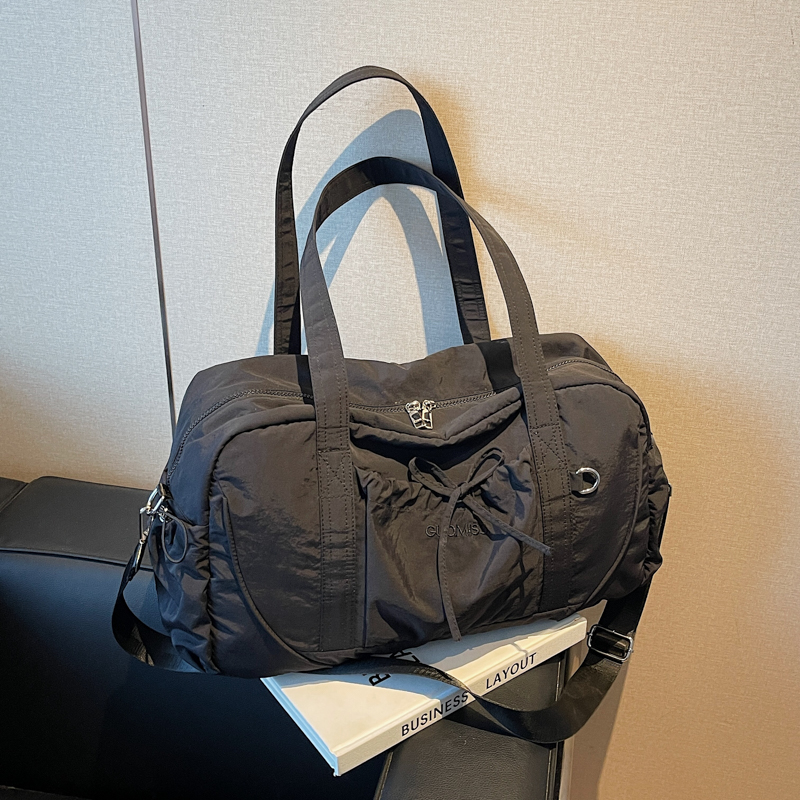 Large Capacity Sports Fitness Travel Bag with Dry Wet Separation - Ideal for Short-Distance Travel & Maternity Storage Large Capacity Sports Fitness Travel Bag with Dry Wet Separation - Ideal for Short-Distance Travel & Maternity Storage