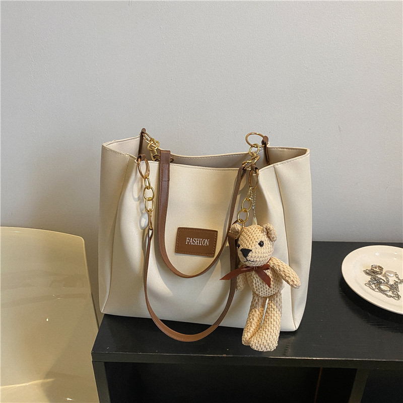 Large Capacity Summer Handbag for Women – Versatile High-End Shoulder Tote Bag for Commuting and Everyday Style 2025 Large Capacity Summer Handbag for Women – Versatile High-End Shoulder Tote Bag for Commuting and Everyday Style 2025