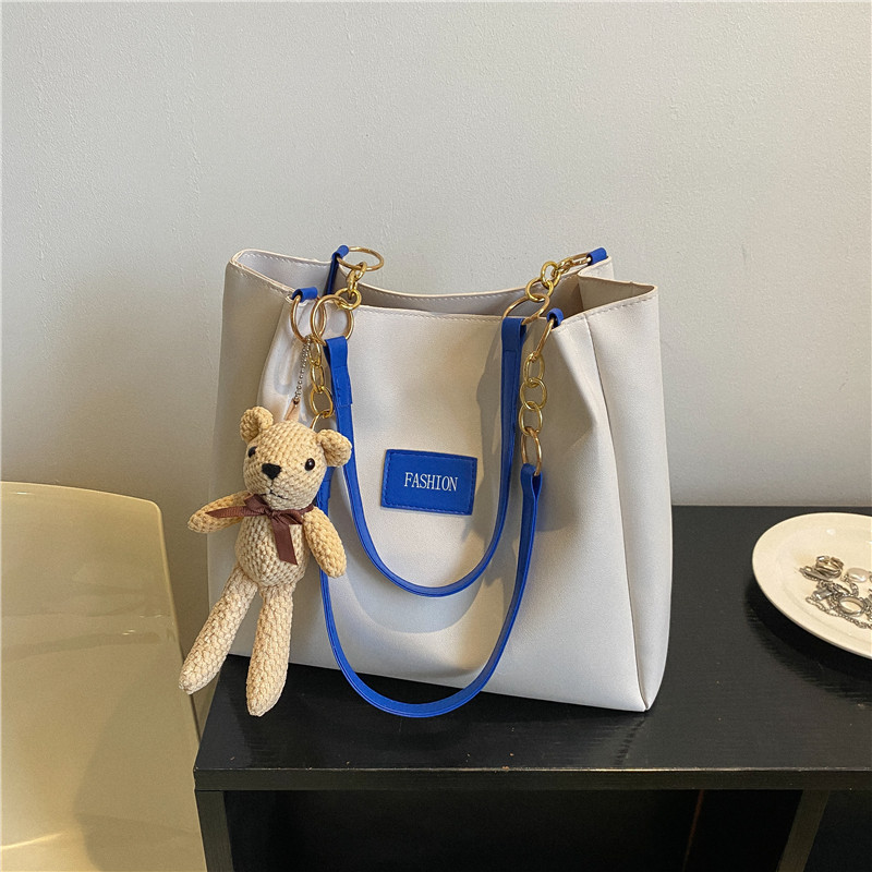 Large Capacity Summer Handbag for Women – Versatile High-End Shoulder Tote Bag for Commuting and Everyday Style 2025 Large Capacity Summer Handbag for Women – Versatile High-End Shoulder Tote Bag for Commuting and Everyday Style 2025