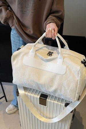 Large Capacity Travel Bag for Women, Lightweight Crossbody Gym Bag, Versatile Handheld Luggage for Short Trips and Sports