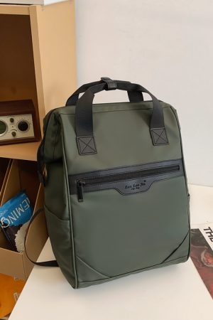 Large-Capacity Water-Resistant Backpack for Classes and Commuting, Unisex Laptop and School Bag, Ideal for Students and Professionals