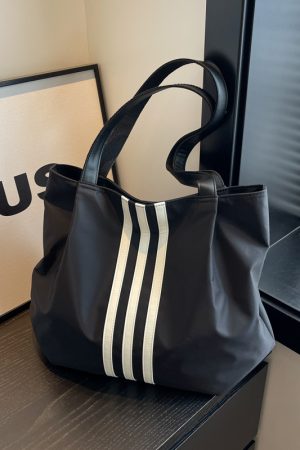 Large Capacity Waterproof Oxford Cloth Outdoor Bag - Versatile Lazy Style Travel Bag for Short Trips