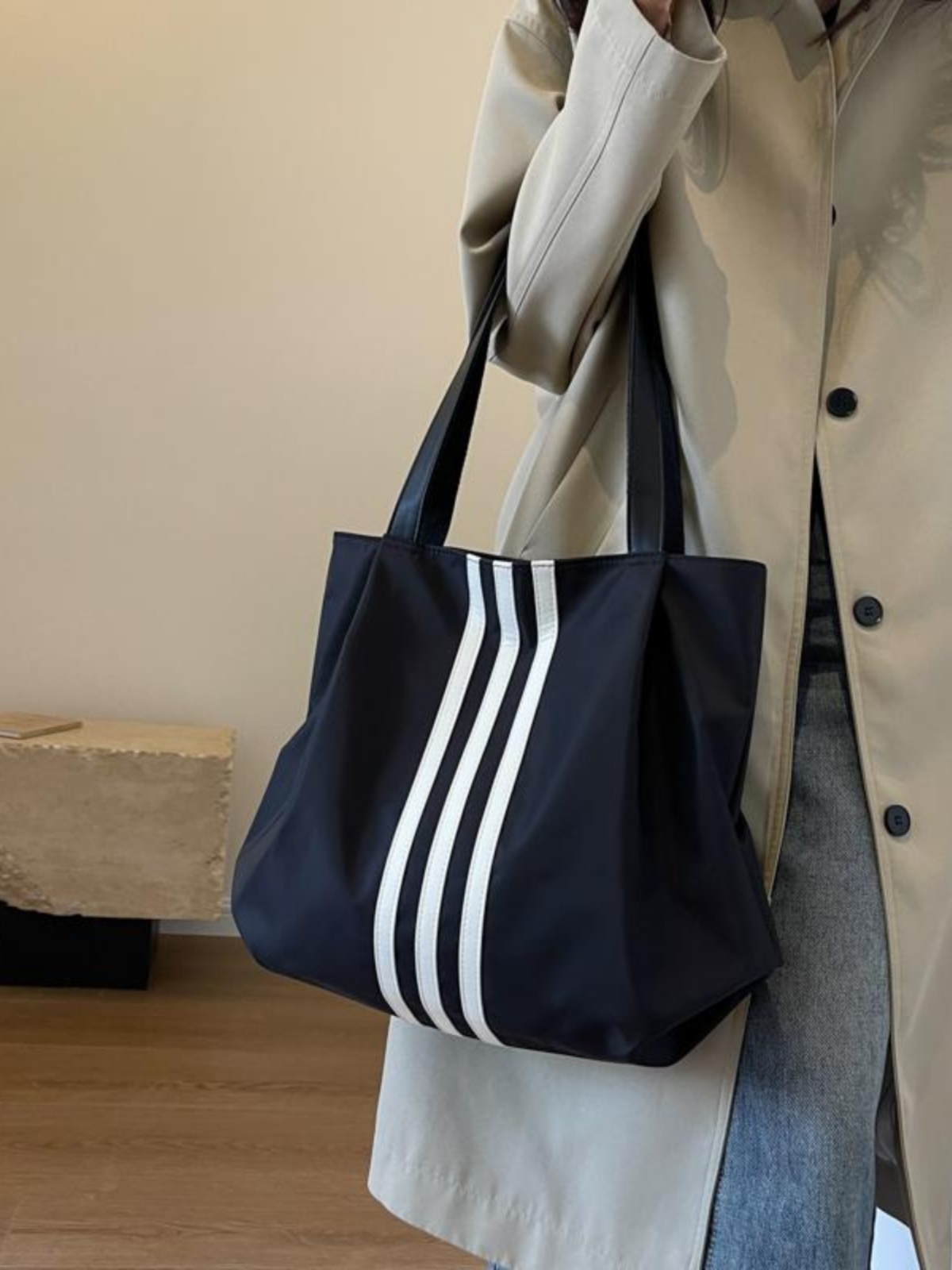 Large Capacity Waterproof Oxford Cloth Outdoor Bag - Versatile Lazy Style Travel Bag for Short Trips Large Capacity Waterproof Oxford Cloth Outdoor Bag - Versatile Lazy Style Travel Bag for Short Trips