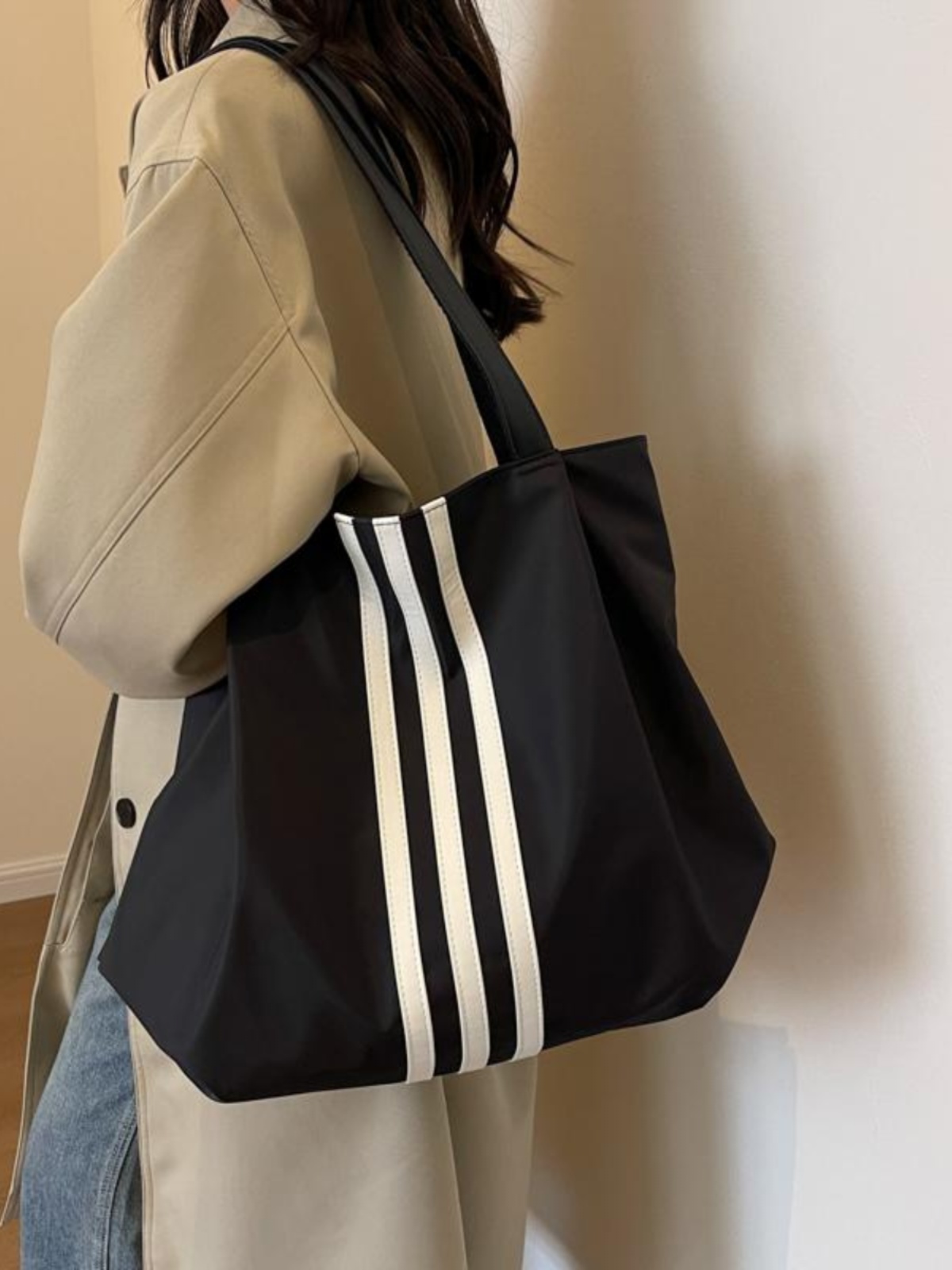 Large Capacity Waterproof Oxford Cloth Outdoor Bag - Versatile Lazy Style Travel Bag for Short Trips Large Capacity Waterproof Oxford Cloth Outdoor Bag - Versatile Lazy Style Travel Bag for Short Trips