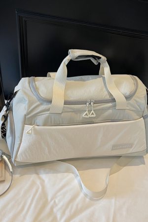 Large Capacity Women's Carry-On Travel Bag - Lightweight Handbag for Short-Distance Trips, Sports, and Luggage Organization