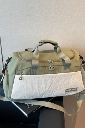 Large Capacity Women's Carry-On Travel Bag - Lightweight Handbag for Short-Distance Trips, Sports, and Luggage Organization