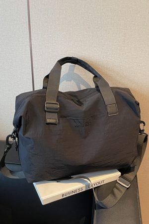 Large Capacity Women's Commuter Travel Bag - Lightweight Fitness Shoulder Bag, Perfect for Maternity & Everyday Use