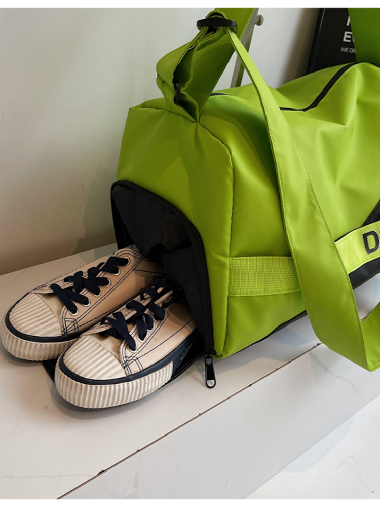 Large Capacity Women's Tote Bag - Versatile Travel, Fitness, Yoga & Swimming Bag with Dry and Wet Separation Large Capacity Women's Tote Bag - Versatile Travel, Fitness, Yoga & Swimming Bag with Dry and Wet Separation