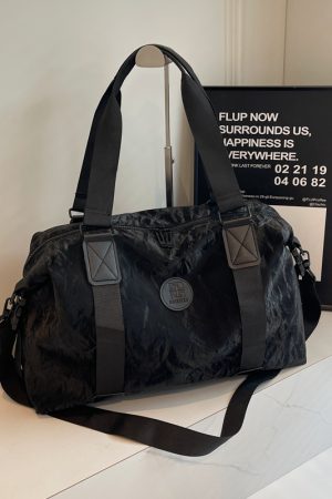 Large Capacity Women's Travel Bag - Solid Color, Portable Hand-Held Design, Ideal for Maternity, Sports, Gym, and Luggage.