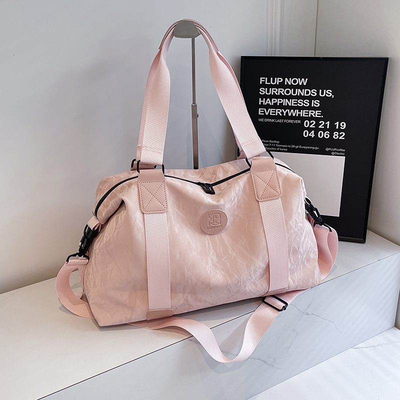 Large Capacity Women's Travel Bag - Solid Color, Portable Hand-Held Design, Ideal for Maternity, Sports, Gym, and Luggage. Large Capacity Women's Travel Bag - Solid Color, Portable Hand-Held Design, Ideal for Maternity, Sports, Gym, and Luggage.