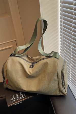 Large Capacity Women's Travel Bag - Versatile Lightweight Sports & Fitness Crossbody Bag for Short Trips and Business Storage