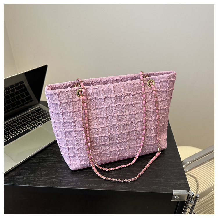 Large Textured Retro Handbag for Women - Trendy 2025 Korean Style Shoulder Tote Bag with High Capacity Large Textured Retro Handbag for Women - Trendy 2025 Korean Style Shoulder Tote Bag with High Capacity