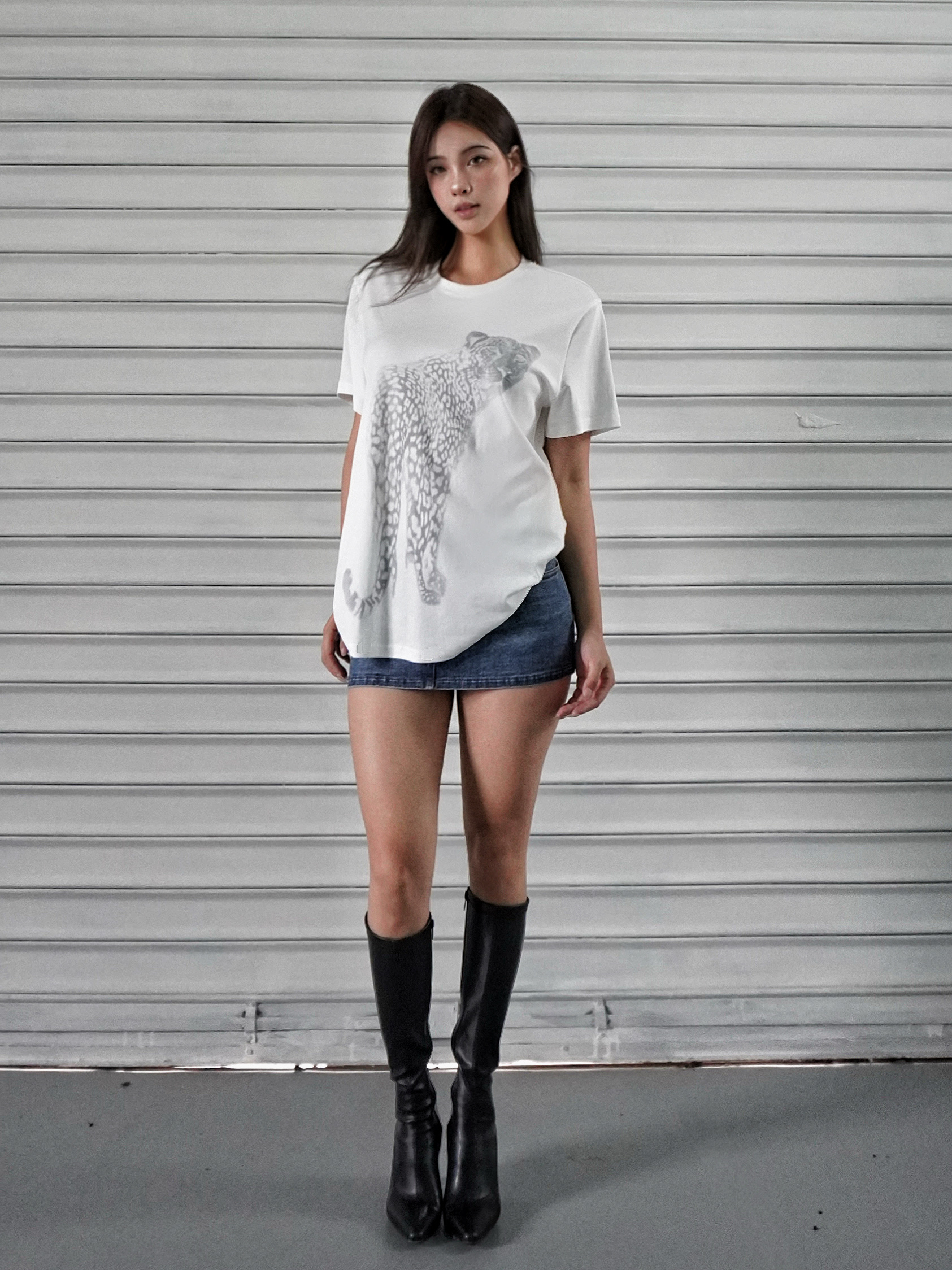 Leopard Print Loose-Fit T-shirt - Trendy Casual Top for 90s Inspired Street Style Leopard Print Loose-Fit T-shirt - Trendy Casual Top for 90s Inspired Street Style