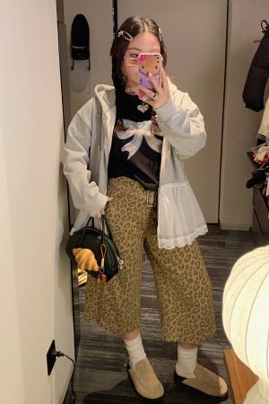 Leopard Print Wide-Leg Jeans for Women - High-Waisted Cropped Pants in Loose Lazy Style, Spring/Summer 2025 Fashion