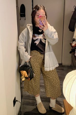 Leopard Print Wide-Leg Jeans for Women - High-Waisted Cropped Pants in Loose Lazy Style, Spring/Summer 2025 Fashion