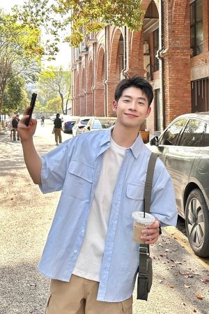 Light Blue Multi-Pocket Short Sleeve Shirt for Men and Women - Casual Loose Summer Workwear Top