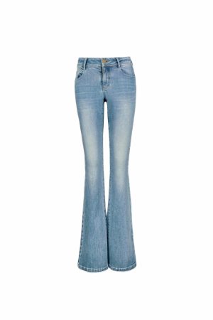 Light Blue Washed Low-Rise Slim-Fit Stretchy Flared Jeans - Vintage Y2K Style Denim Trousers for Trendy Casual Looks