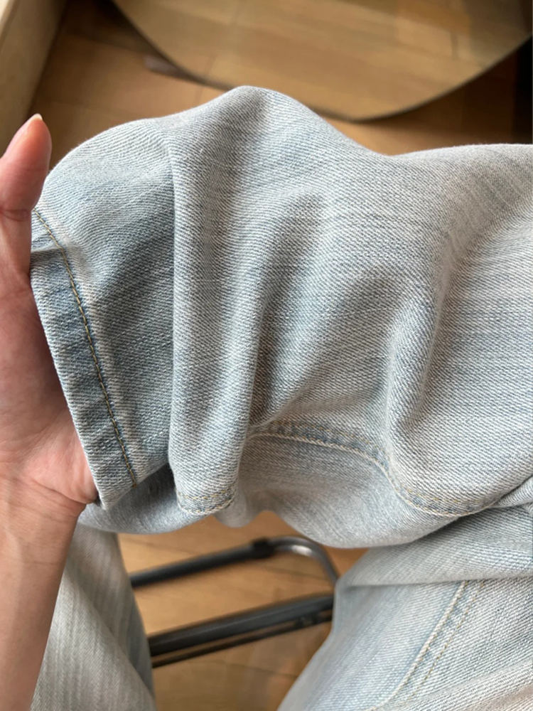 Light-Colored High-Waisted Wide-Leg Denim Pants for Women - Summer 2025 Plus Size Slim-Fit Straight-Leg Style Light-Colored High-Waisted Wide-Leg Denim Pants for Women - Summer 2025 Plus Size Slim-Fit Straight-Leg Style