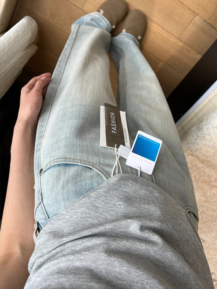 Light-Colored High-Waisted Wide-Leg Denim Pants for Women - Summer 2025 Plus Size Slim-Fit Straight-Leg Style Light-Colored High-Waisted Wide-Leg Denim Pants for Women - Summer 2025 Plus Size Slim-Fit Straight-Leg Style