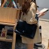 Light Luxury Retro Crossbody Bag for Women - High-End Minimalist Shoulder Bag with Large Capacity for Commuting