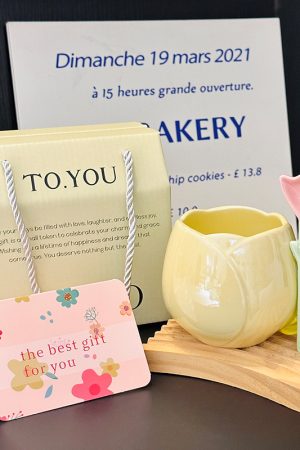 Light Luxury Tulip Ceramic Drinking Cup - Elegant Gift for Girls, Perfect Birthday Mug for Best Friends