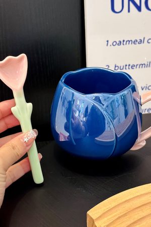 Light Luxury Tulip Ceramic Drinking Cup - Elegant Gift for Girls, Perfect Birthday Mug for Best Friends