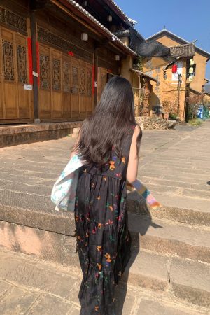 Light Spring Mountains Retro Floral Maxi Dress for Women - Loose V-Neck Sleeveless Long Dress, Perfect for Summer 90s & Y2K Style