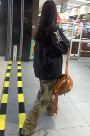 Lightweight Black Sun Protection Jacket for Women - American High Street Style, UV-Resistant, Quick-Drying, Breathable Spring/Summer Cardigan