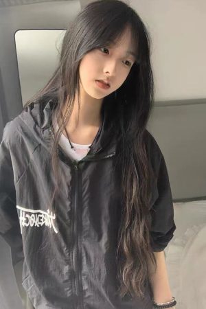 Lightweight Black Sun Protection Jacket for Women - American High Street Style, UV-Resistant, Quick-Drying, Breathable Spring/Summer Cardigan