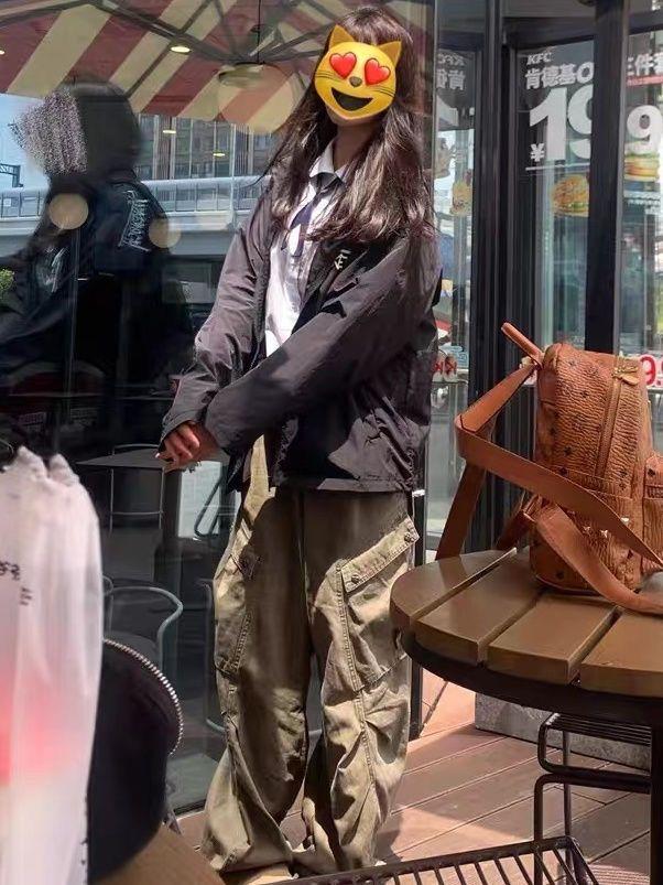 Lightweight Black Sun Protection Jacket for Women - American High Street Style, UV-Resistant, Quick-Drying, Breathable Spring/Summer Cardigan Lightweight Black Sun Protection Jacket for Women - American High Street Style, UV-Resistant, Quick-Drying, Breathable Spring/Summer Cardigan