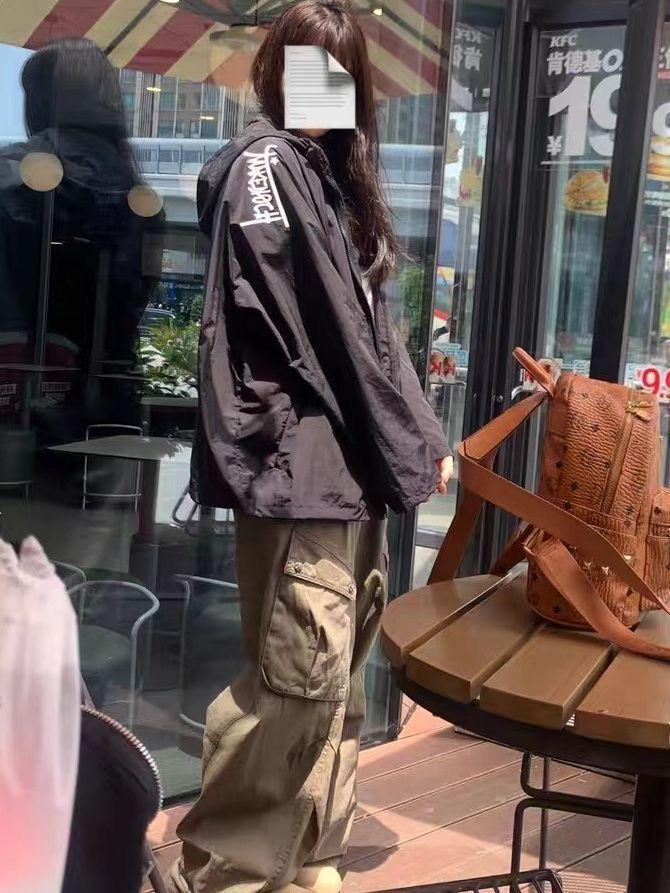 Lightweight Black Sun Protection Jacket for Women - American High Street Style, UV-Resistant, Quick-Drying, Breathable Spring/Summer Cardigan Lightweight Black Sun Protection Jacket for Women - American High Street Style, UV-Resistant, Quick-Drying, Breathable Spring/Summer Cardigan