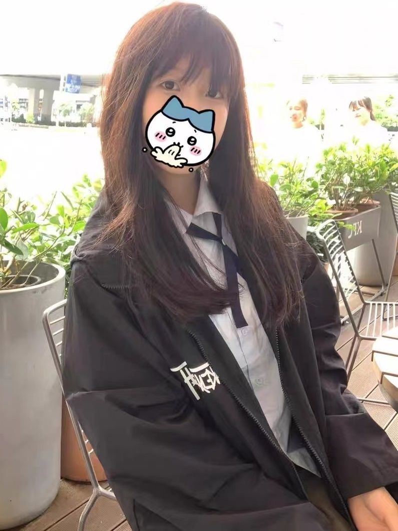 Lightweight Black Sun Protection Jacket for Women - American High Street Style, UV-Resistant, Quick-Drying, Breathable Spring/Summer Cardigan Lightweight Black Sun Protection Jacket for Women - American High Street Style, UV-Resistant, Quick-Drying, Breathable Spring/Summer Cardigan