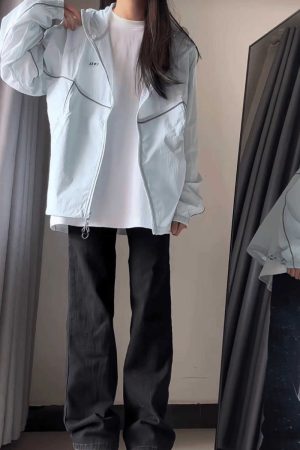 Lightweight Glacier Blue Sun Protection Jacket for Women - Breathable Air-Conditioned Cardigan, Quick-Drying Spring/Summer Outerwear