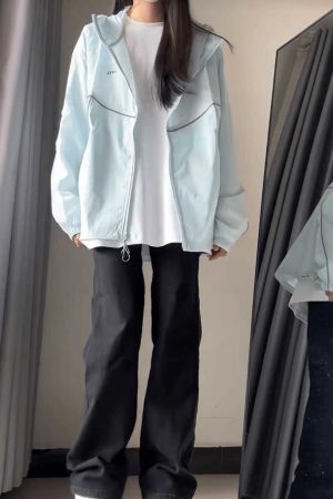 Lightweight Glacier Blue Sun Protection Jacket for Women - Breathable Air-Conditioned Cardigan, Quick-Drying Spring/Summer Outerwear