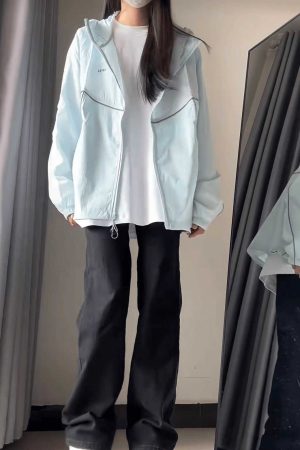 Lightweight Glacier Blue Sun Protection Jacket for Women - Breathable Air-Conditioned Cardigan, Quick-Drying Spring/Summer Outerwear