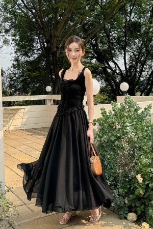 Lightweight High-Waisted A-Line Chiffon Skirt, Floor-Length, Slimming Design, Perfect for Spring and Summer Fashion