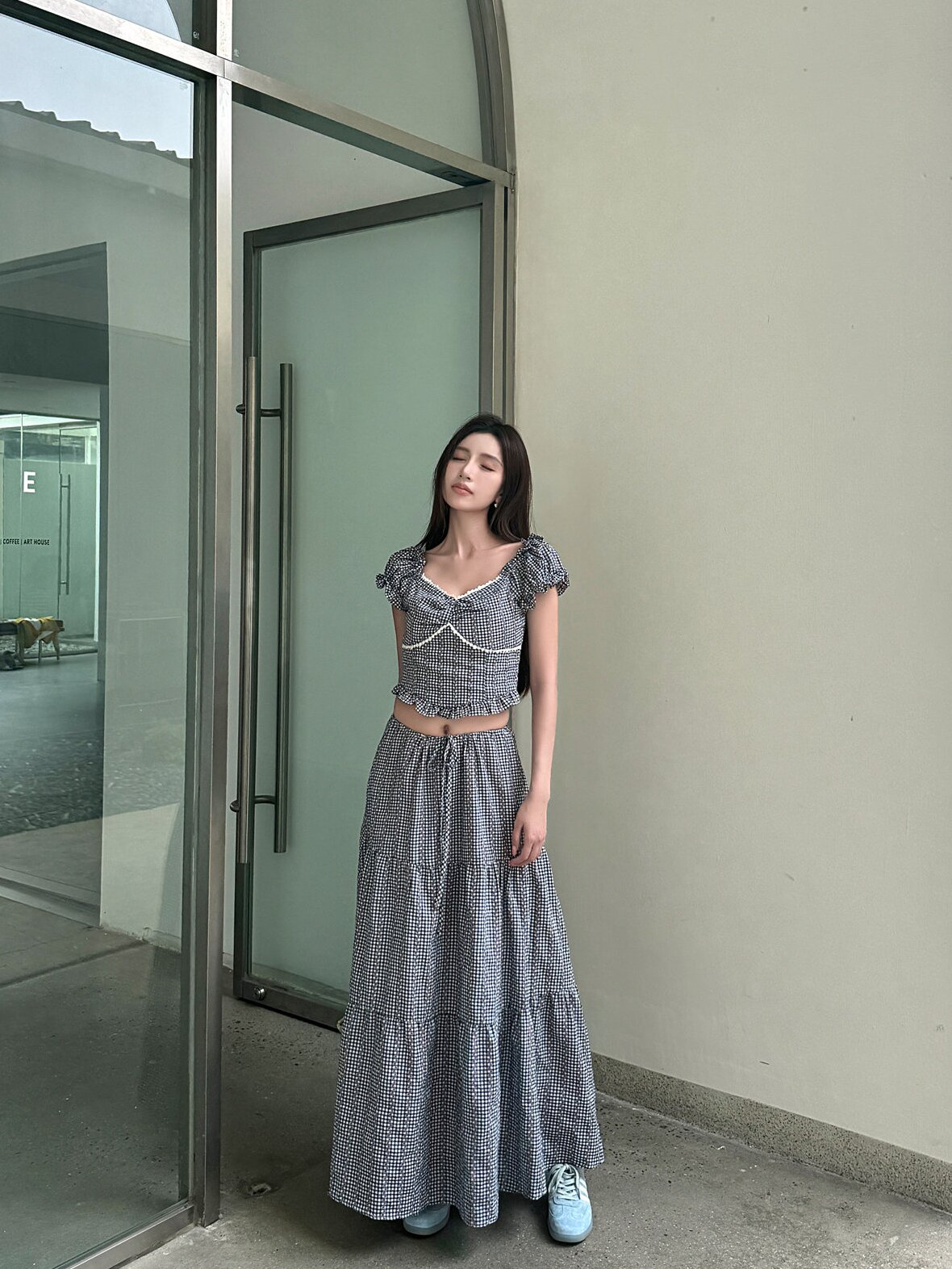 Lightweight High-Waisted Long Skirt Set with Checkered Short-Sleeve Top - Trendy 2-Piece Outfit for Summer Style Lightweight High-Waisted Long Skirt Set with Checkered Short-Sleeve Top - Trendy 2-Piece Outfit for Summer Style