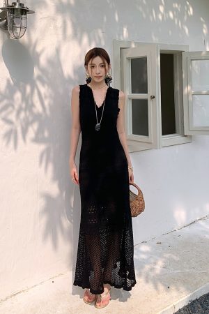 Lightweight High-Waisted V-Neck Hollow Knit Dress for Women - Slim Fit Long Skirt Perfect for Spring and Summer Style