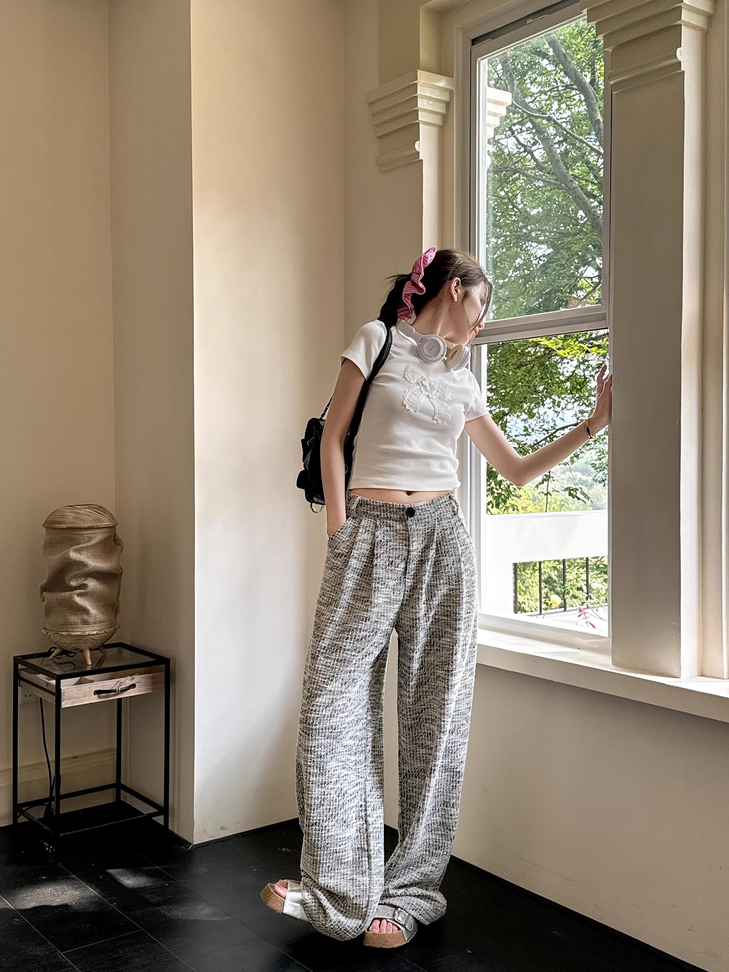 Lightweight High-Waisted Wide-Leg Pants for Women - Loose Fit, Thin Fabric, Perfect for Spring, Summer, Autumn & Winter Lightweight High-Waisted Wide-Leg Pants for Women - Loose Fit, Thin Fabric, Perfect for Spring, Summer, Autumn & Winter