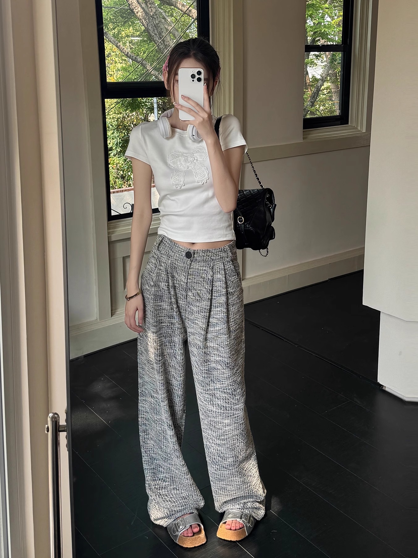 Lightweight High-Waisted Wide-Leg Pants for Women - Loose Fit, Thin Fabric, Perfect for Spring, Summer, Autumn & Winter Lightweight High-Waisted Wide-Leg Pants for Women - Loose Fit, Thin Fabric, Perfect for Spring, Summer, Autumn & Winter