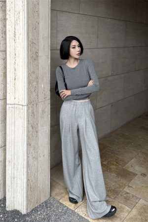 Lightweight High-Waisted Wide-Leg Pants with Pleats and White Edges - Casual Gray Floor-Length Trousers for Women