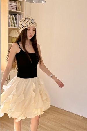 Lightweight Irregular Lace Ruffled A-Line Skirt â€“ Versatile Chiffon Cake Skirt for Spring and Summer Fashion